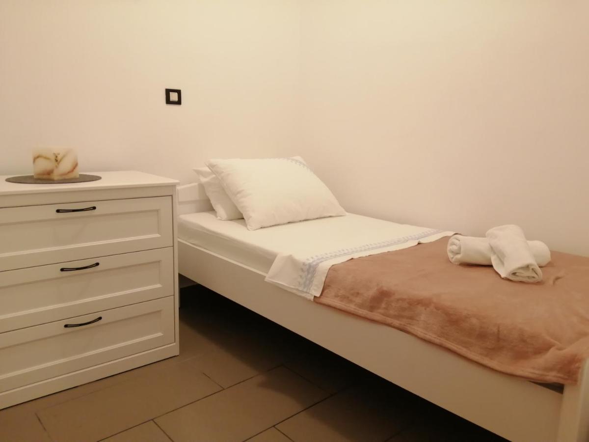 Apartmani Nizic Jadranovo Extérieur photo