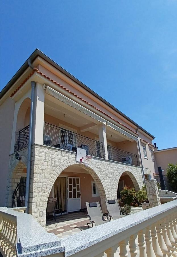 Apartmani Nizic Jadranovo Extérieur photo