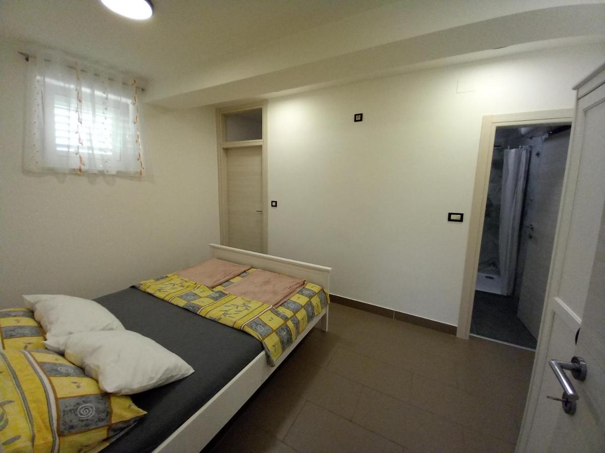 Apartmani Nizic Jadranovo Extérieur photo